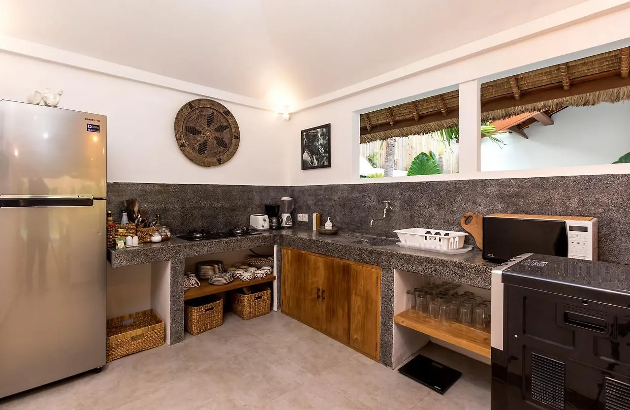 Charming And Tropical 3-Br Villa In Seminyak Indonesia
